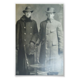 Foto Dapper Brothers in Overcoats RPPC B&W Photo IMPRES