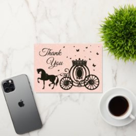 Foto de Carruagem de Cavalo de Rosas Rosa Elegante