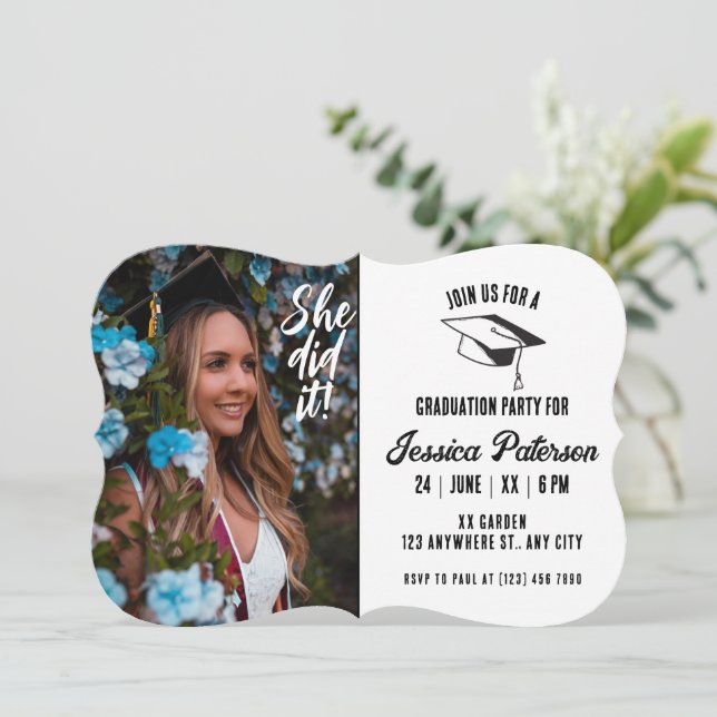 Foto de Formatação Simples Elegante Moderno Russo (Em pé/Frente)