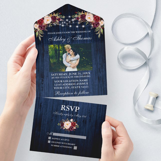 Foto De Luzes Azuis Florais De Casamento Russo (All In One Wedding Invitation with tear off RSVP Card)