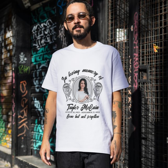 Foto de Memorial de Funeral: Camisas Personalizada (Honor Their Memory: Personalized Memorial Shirts)