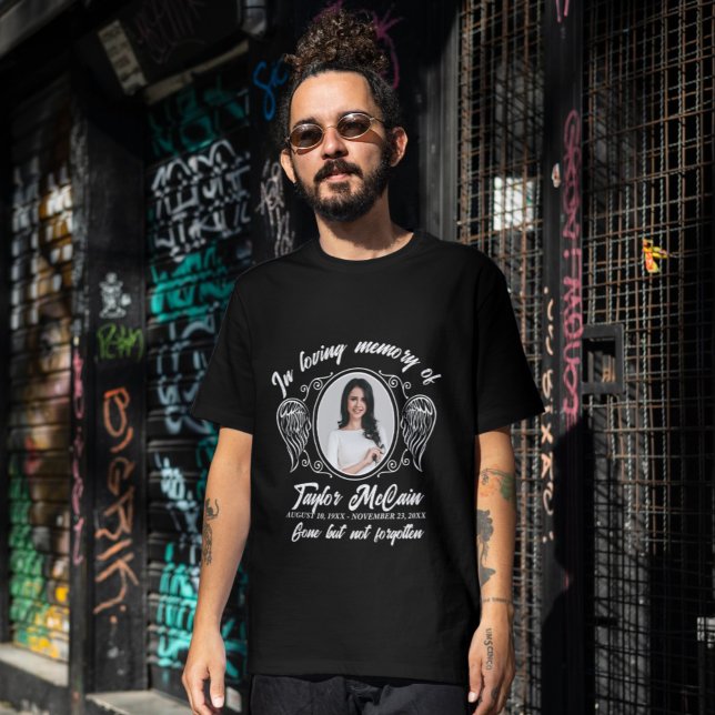 Foto de Memorial de Funeral: Camisas Personalizada (Honor Their Memory: Personalized Memorial Shirts)