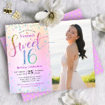 Foto de Orçamento Doce 16 Rainbow Glitter Convite<br><div class="desc">"Feliz Doce 16". Envie este convite de festas de fotos de orçamento impressionante, brilhante, giro, festivo, moderno, personalizado, para um evento a ser lembrado. A tipografia do arco-íris com escrita relâmpago e turquesa festiva, cor-de-rosa púrpura e confete dourado, sobrepõem um fundo metálico com folha de arco-íris ombre na metade esquerda...</div>