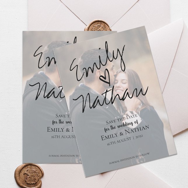 Foto de Script Manuscrito Moderno Salve o Cartão d (Modern Handwritten Script Photo Save the Date Card)