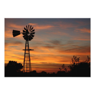 Foto de Silhouette do Windmill