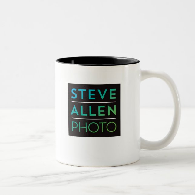 Foto de Steve Allen caneca do Dois-Tom de 11 onças (Direita)