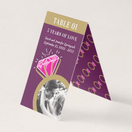 foto do anel turístico rosa-rosa do aniversário de