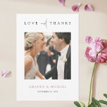 Foto Dourada Elegante - Obrigado Cartão De Casamen<br><div class="desc">Este simples modelo de cartões de agradecimentos de casamento de fotos personalizadas apresenta um design moderno, elegante, minimalista. A forma padrão é cantos nítidos padrão, mas cantos arredondados também funcionam maravilhosamente com este design, então tente ambos os modos de aparência e veja qual deles o agarra! A frente apresenta sua...</div>