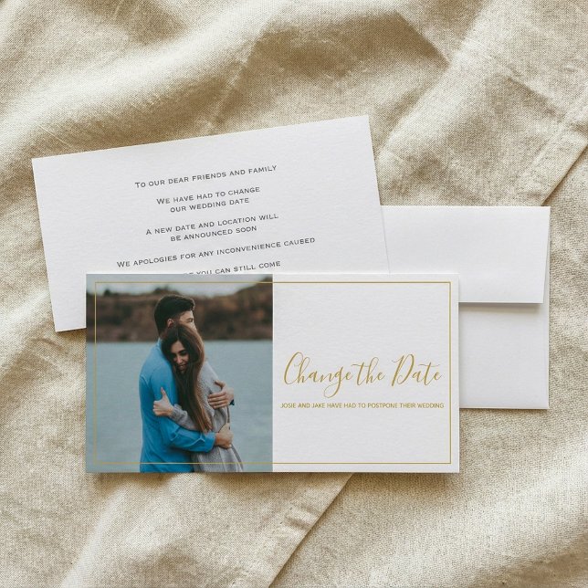 Foto e ouro mudam o cartão (Photo and gold change the date card.)