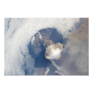 Foto Erupção do vulcão 2 de Sarychev