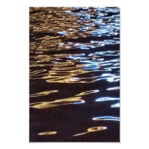 Escrita na Água | Reflexo Abstrato da Água