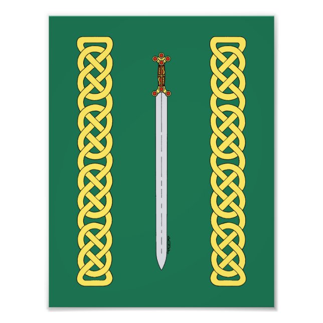 Foto Espada Celta Antiga e Knotwork (Frente)