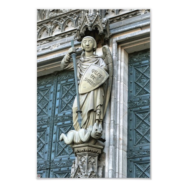 Foto Estátua da Catedral de Colônia (Frente)