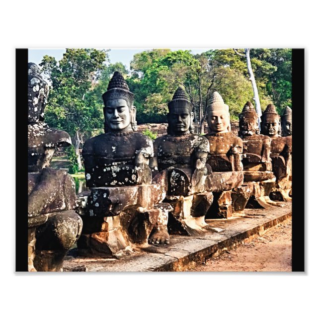 Foto Estátuas de Deus de Angkor Thom (Frente)