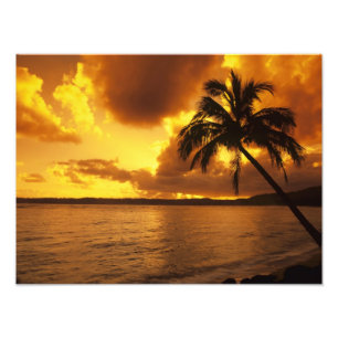 Foto EUA, Havaí, Kauai, Colorido nascer do sol em um