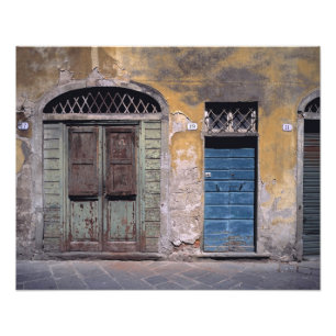 Foto Europa, Itália, Lucca. Essas velhas portas adicion