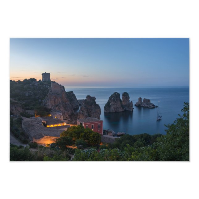 Foto Faraglioni e Tonnara em Scopello, Sicília (Frente)