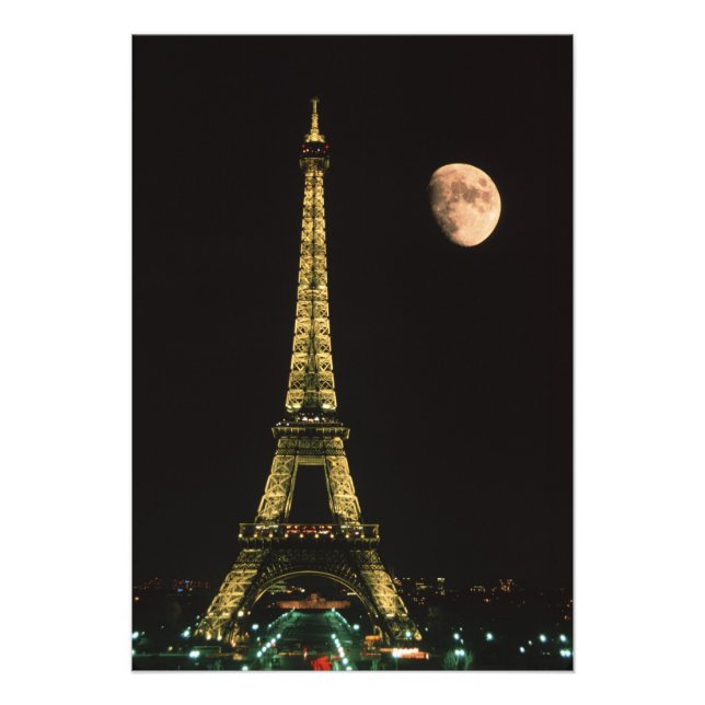 Foto França, Paris. Torre Eiffel à noite com (Frente)