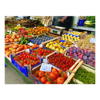 Foto Frutas frescas e produtos hortícolas no dia do mer