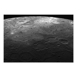 Foto Grandes crateras no planeta Mercury