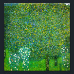 Foto Gustav Klimt Rosas Sob A Árvore De Pera<br><div class="desc">Gustav Klimt Rosa Sob O impressão De Árvore De Pera. Petróleo na canvas desde 1905. Uma bela pintura do artista austríaco Gustav Klimt. Uma das paisagens deslumbrantes de Klimt que misturava tendências impressionistas e artísticas nouveau, esta obra combina o amor de Klimt pelas flores e frutas com verdes e amarelos...</div>