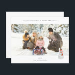 Foto H Chic Panorâmica Orçamental - Snowman<br><div class="desc">** SATIN PAPER É PAPEL FINO. ATUALIZE O PAPEL PARA OBTER UM PAPEL DE PLACA MAIS ESPESADO. TEM UMA OPÇÃO PARA ENVELOPES. *** Economize dinheiro em convites com este convite menor que tem uma opção para envelopes. Envie um pouco de alegria de férias com sua foto de Natal ou Panorâmica...</div>