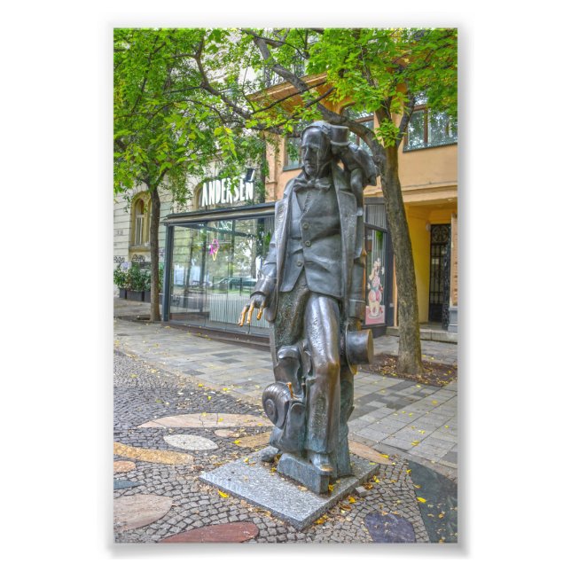 Foto Hans Christian Andersen Statue, Bratislava, Eslova (Frente)