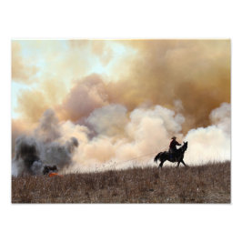 Foto Kansas Rancher Iniciando um Burn Controlado