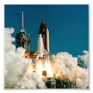 Foto Lançamento do vaivém espacial da NASA, ataque