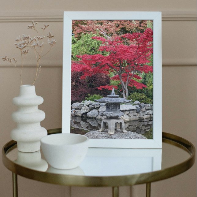 Foto Lanterna do Jardim Japonês e Folhas Vermelhas do M (In Situ Framed)
