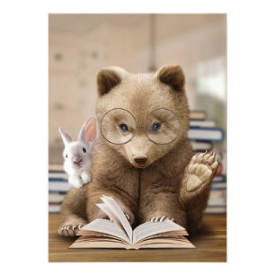 Foto Leitor De Urso De Presente E Coelho Lê Livros
