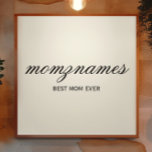 Foto Melhor Mãe Personalizada Nome De Caligrafia<br><div class="desc">Celebre as mães especiais da sua vida com a nossa design de Nome da Caligrafia da Melhor Mãe Personalizada, perfeita para Dia de as mães, aniversários ou qualquer ocasião para mostrar seu amor. Este presente elegante e personalizável é ideal para todas as mães — sejam elas a melhor mãe do...</div>