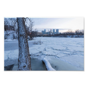 Foto minneapolis - linha do horizonte e rio Mississippi