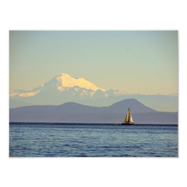 Foto Mt. Baker and Sailboat - Puget Sound, Washington (Frente)