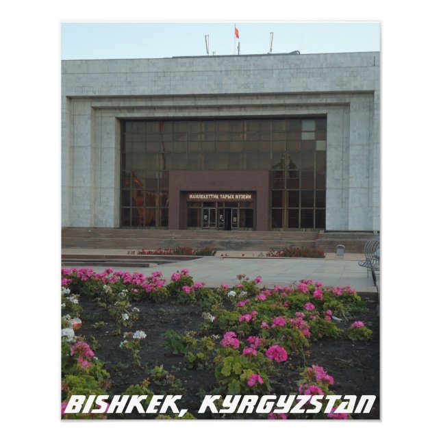 Foto Museu Nacional Bishkek - Quirguistão (Frente)