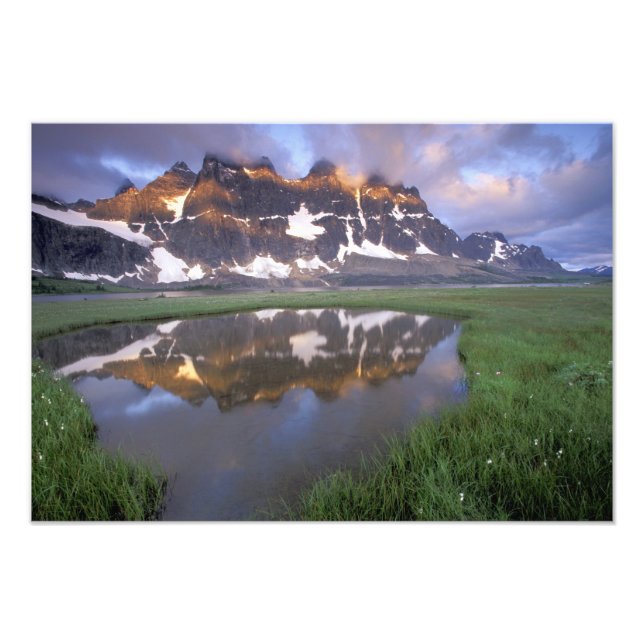 Foto NA, Canadá, Alberta, Vale de Tonoquin. Jasper (Frente)