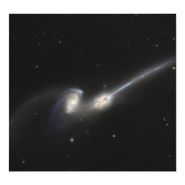 Foto NGC 4676, também conhecida como Galáxias de Ratos (Frente)
