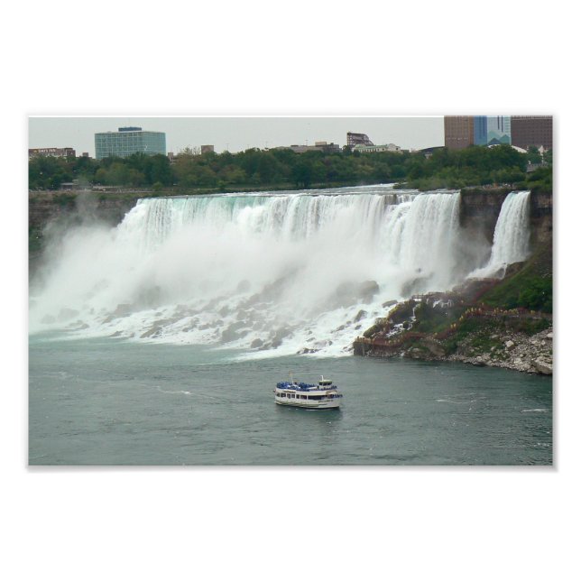 Foto Niagara Cai do Lado Canadiano (Frente)