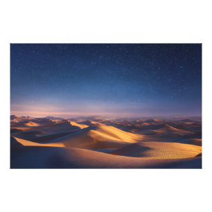 Foto Noite Estrelada Sobre as Dunas do Deserto Dourado