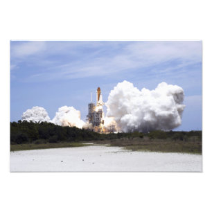 Foto O vaivém espacial Atlantis tira 4