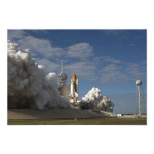Foto O vaivém espacial Atlantis tira 7