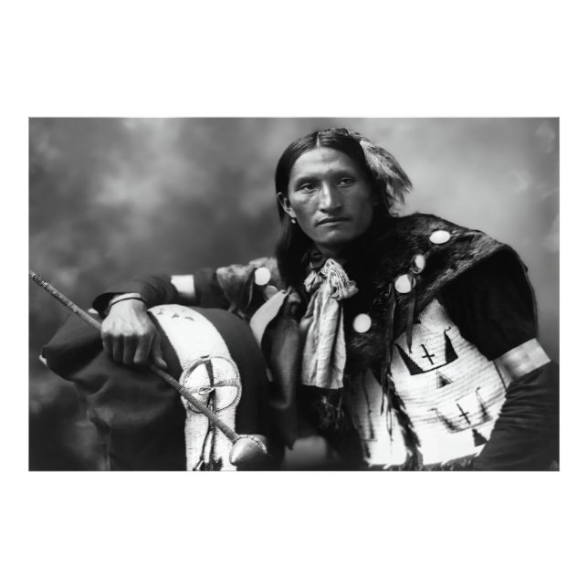 Foto Oglala Sioux Warrior Eddie Plenty Holes c. 1899 (Frente)