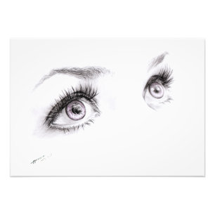 Foto Olhos bonitos que tiram o impressão minimalista d