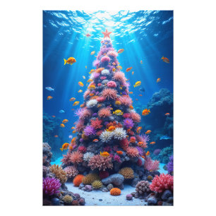 Foto Peixes Tropicais Nadando em Torno de uma Árvore de
