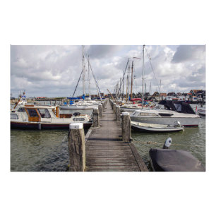 Foto Pier com barcos e iates em Marken Países Baixos