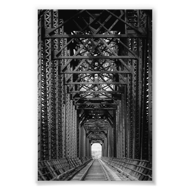 Foto Ponte de Trestle em Preto e Branco (Frente)