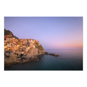 Foto Por do sol sobre a vila de Manarola em Cinque