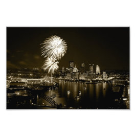 Foto Premium-Pittsburgh Night w/Fireworks-Sepia