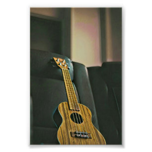 Foto presente de guitarra de baixo acústico