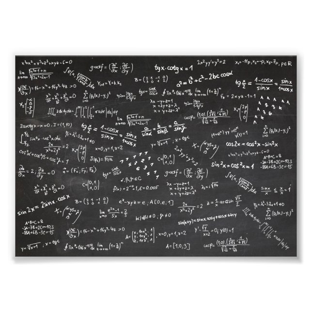 Foto Quadro negro com fórmulas matemáticas (Frente)